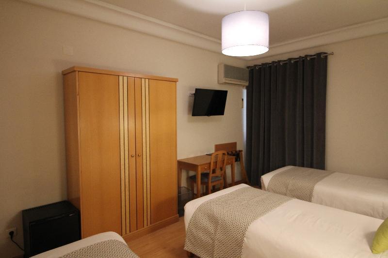 Imperador Hotel Lisbona Esterno foto
