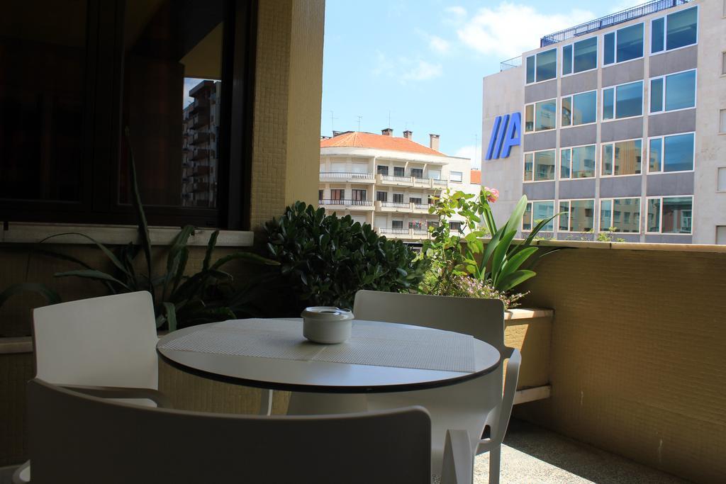 Imperador Hotel Lisbona Esterno foto