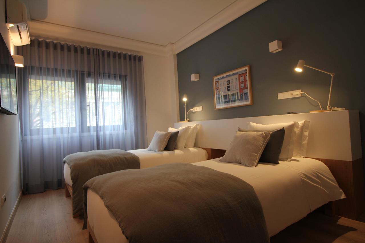 Imperador Hotel Lisbona Esterno foto